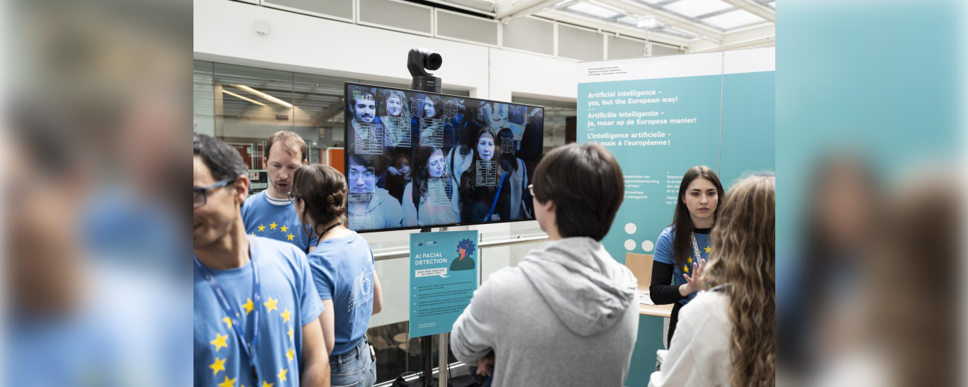 Groupe discutant des outils d'intelligence artificielle
